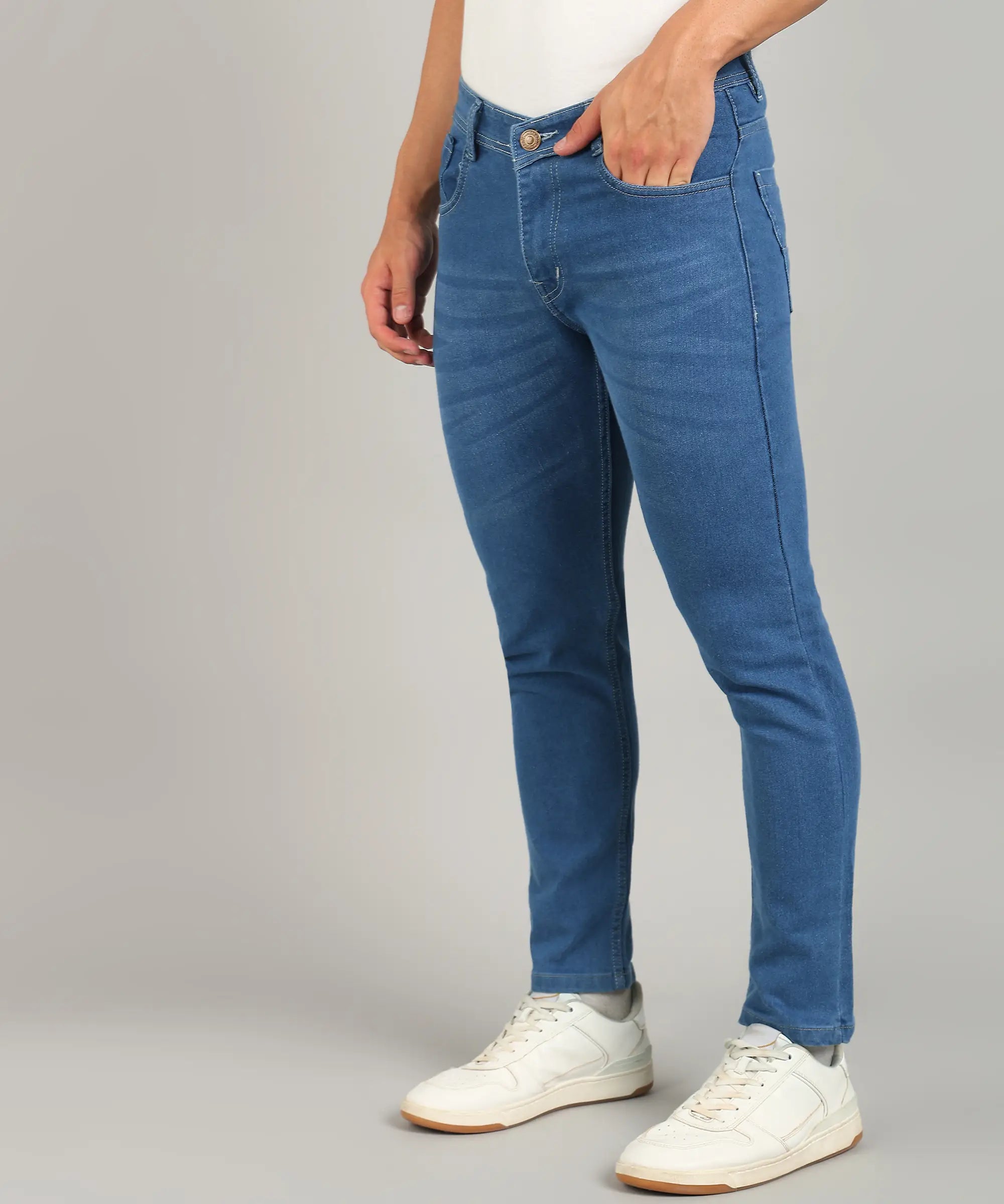 Fashionistaa  Relaxed Fit Men Blue Jeans