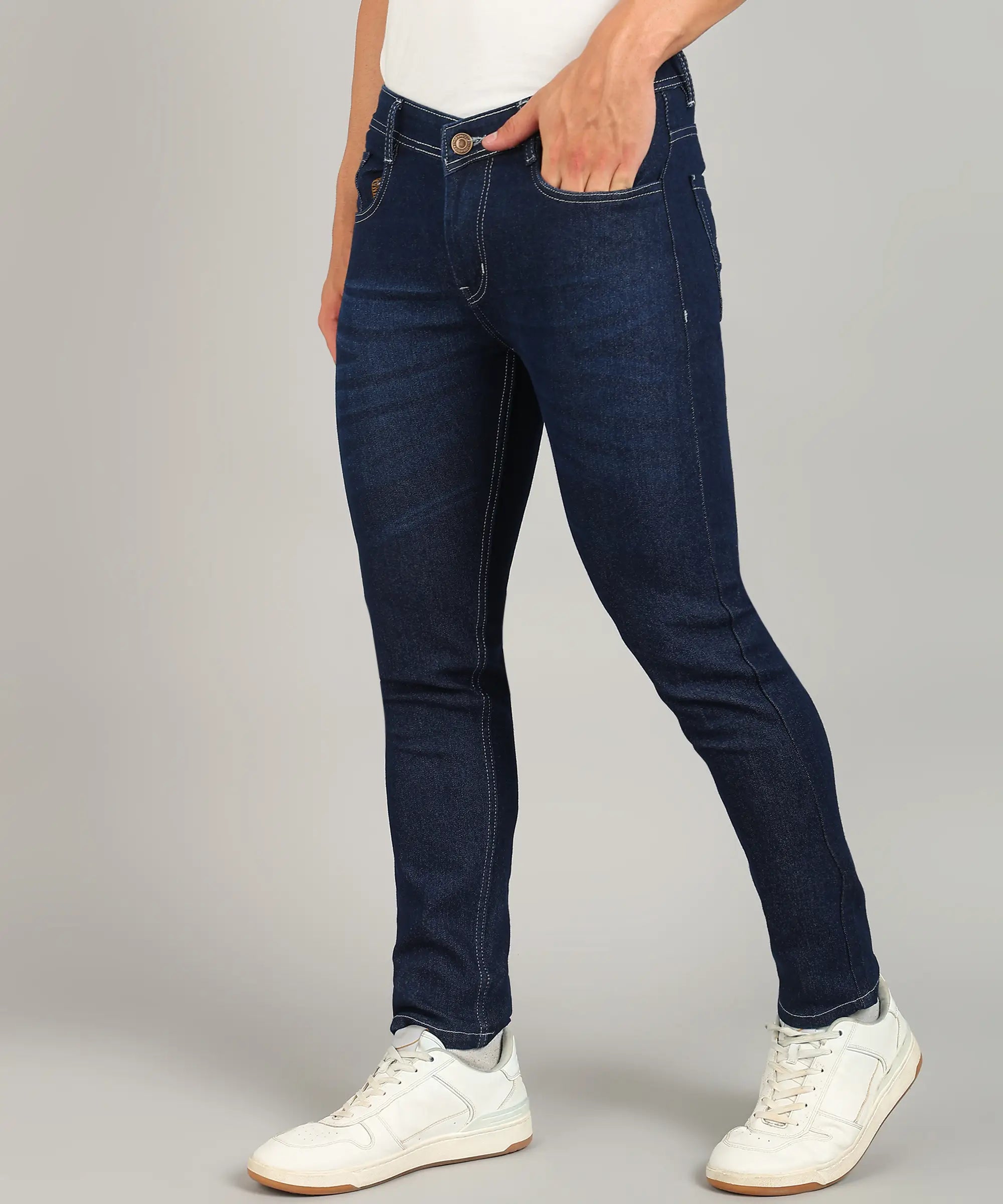 Fashionistaa  Relaxed Fit Men Blue Jeans