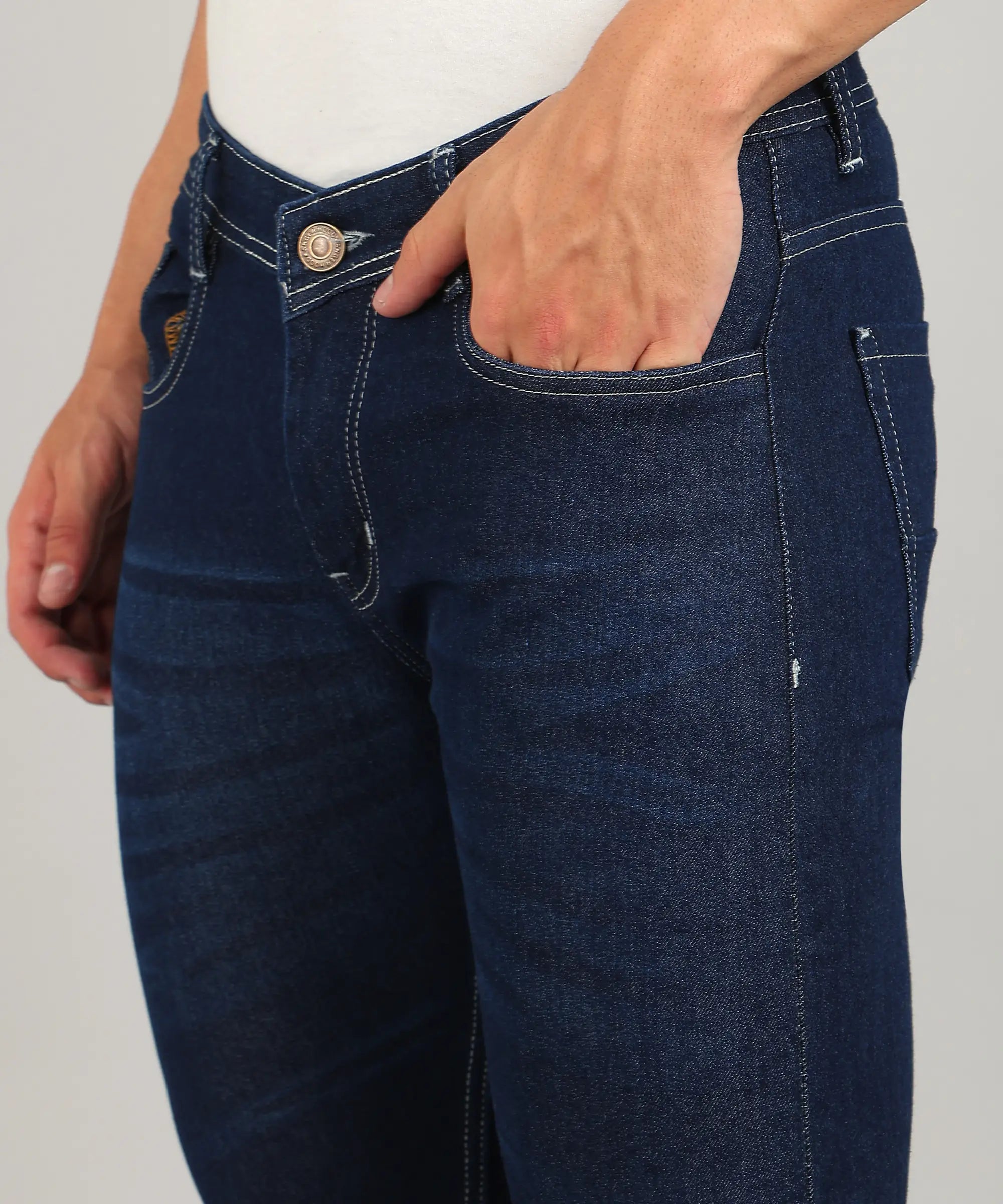Fashionistaa  Relaxed Fit Men Blue Jeans