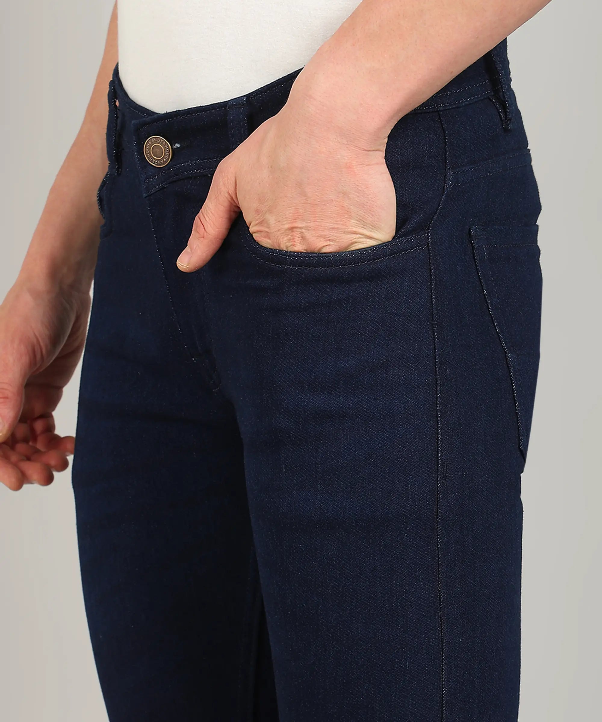 Fashionistaa Relaxed Fit Men Blue Jeans