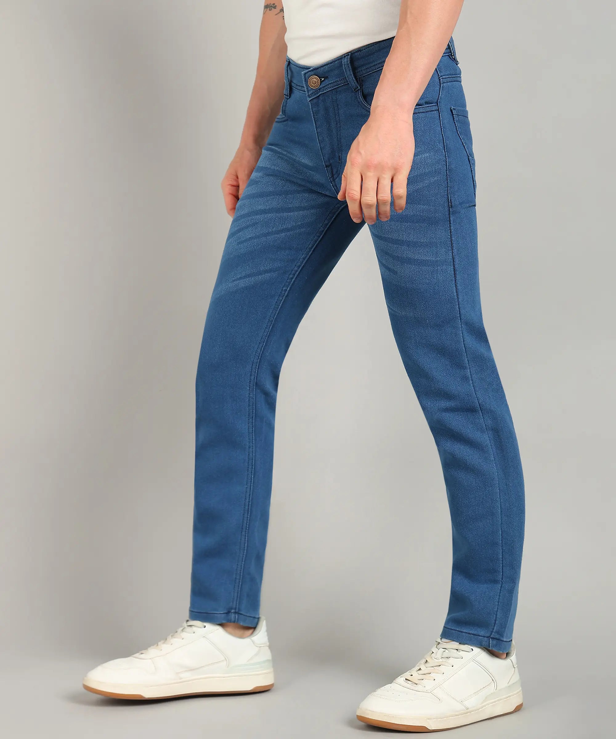 Fashionistaa Relaxed Fit Men Blue Jeans