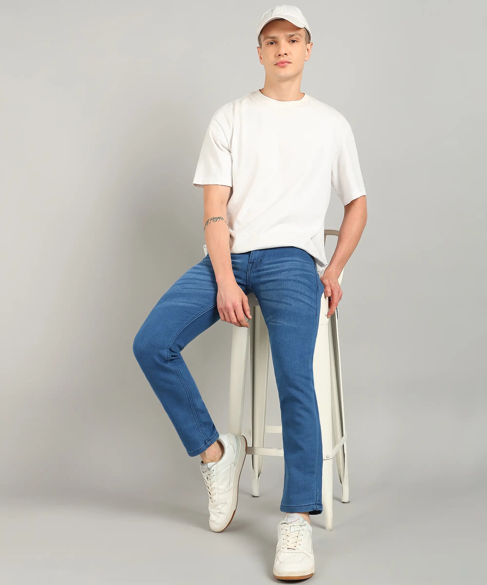 Fashionistaa Relaxed Fit Men Blue Jeans