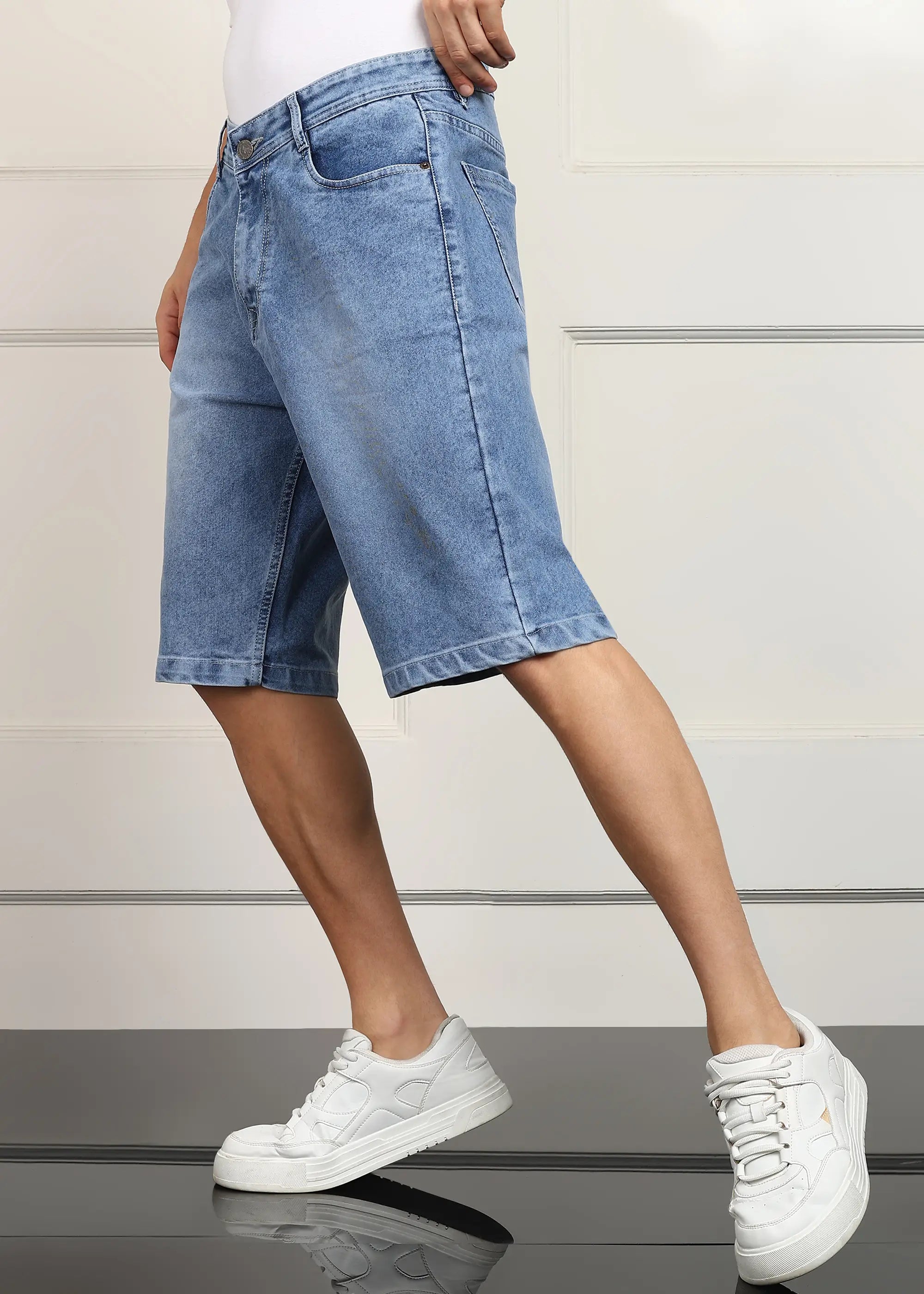 Fashionistaa  Solid Men Denim Light Blue Baggy Shorts
