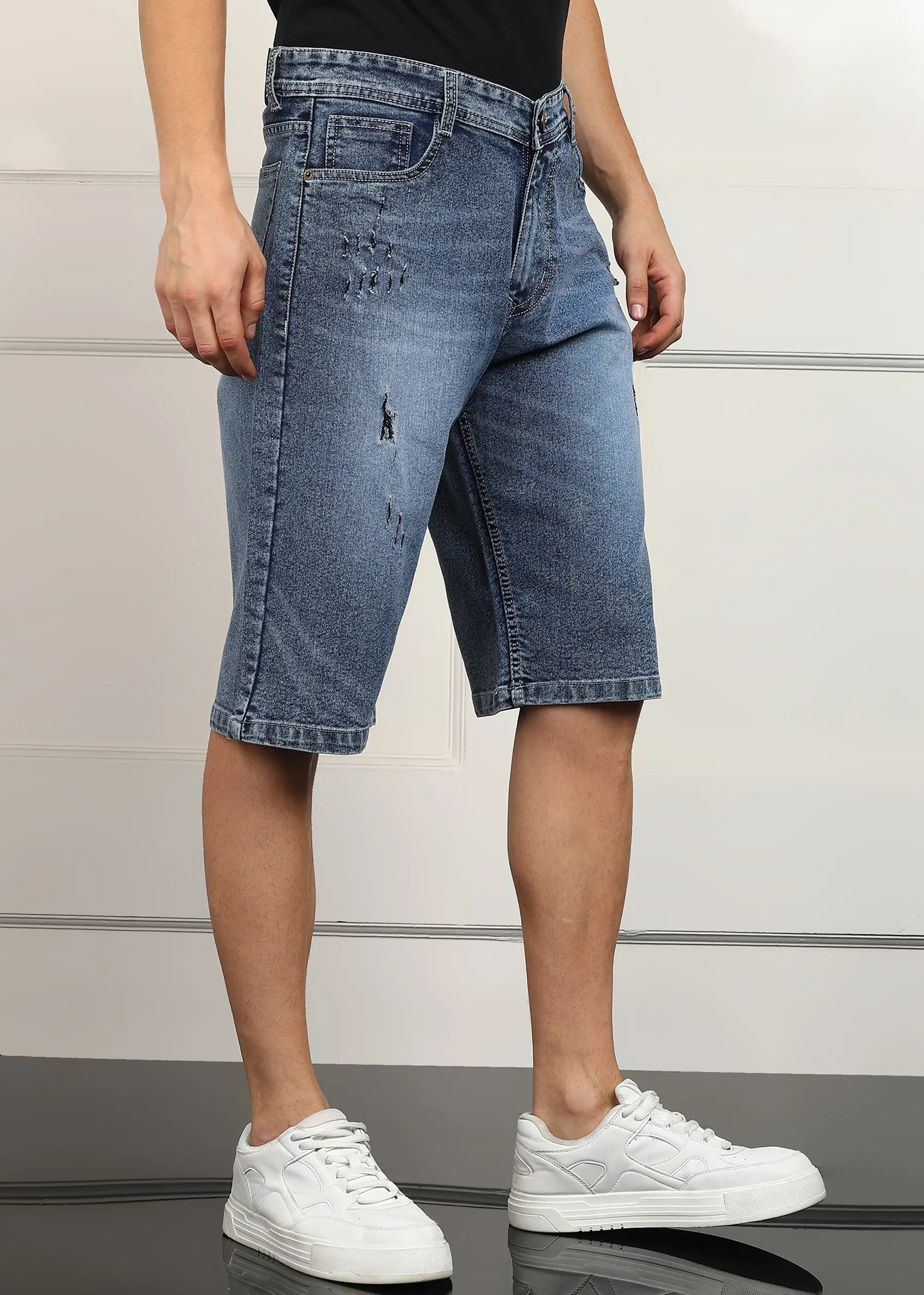 Fashionistaa Solid Men Denim Light Blue Baggy Shorts