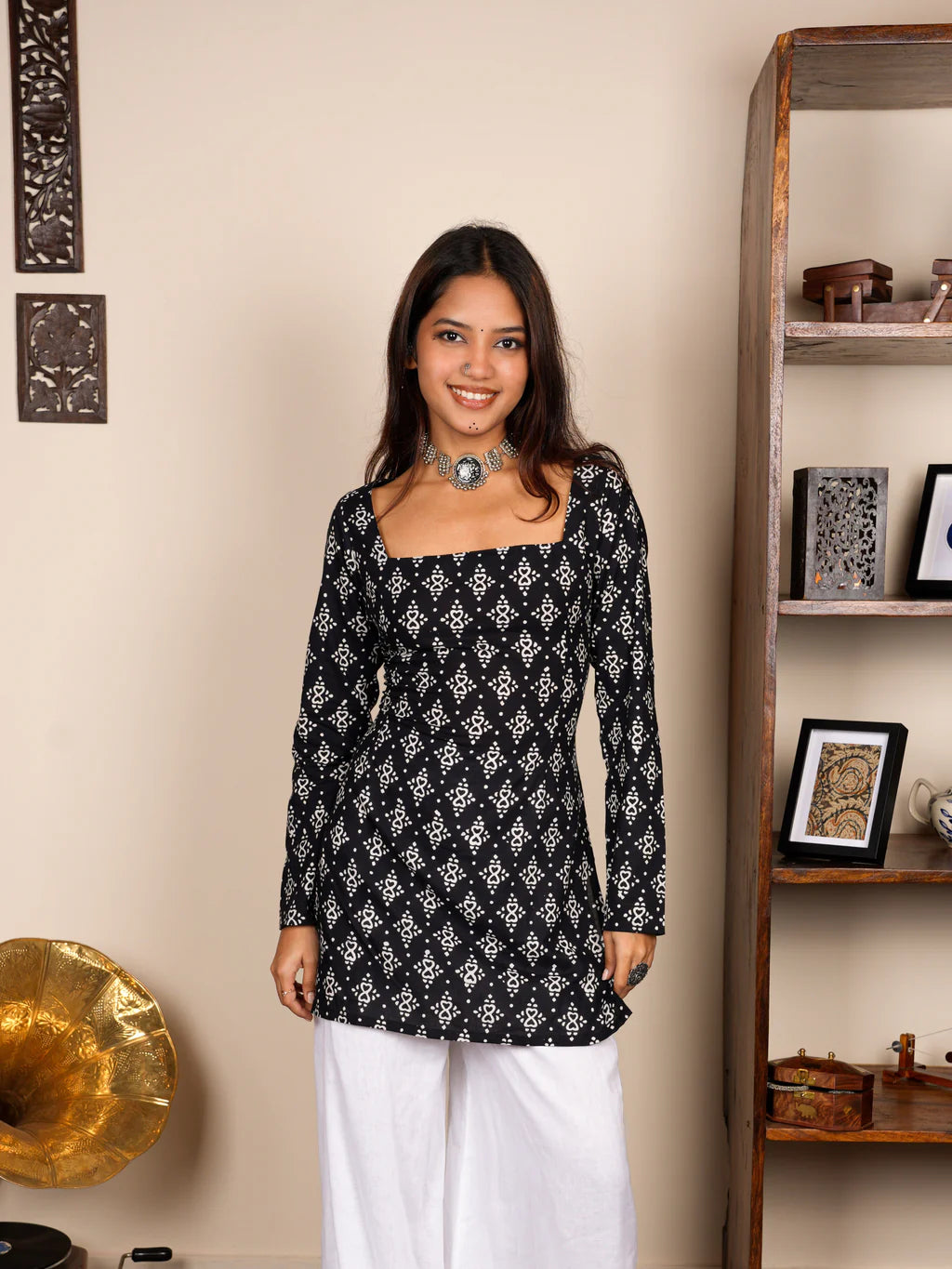 Fashionistaa ladies kurti