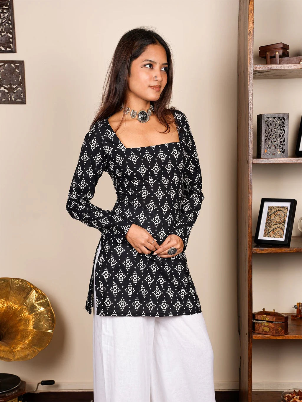 Fashionistaa ladies kurti