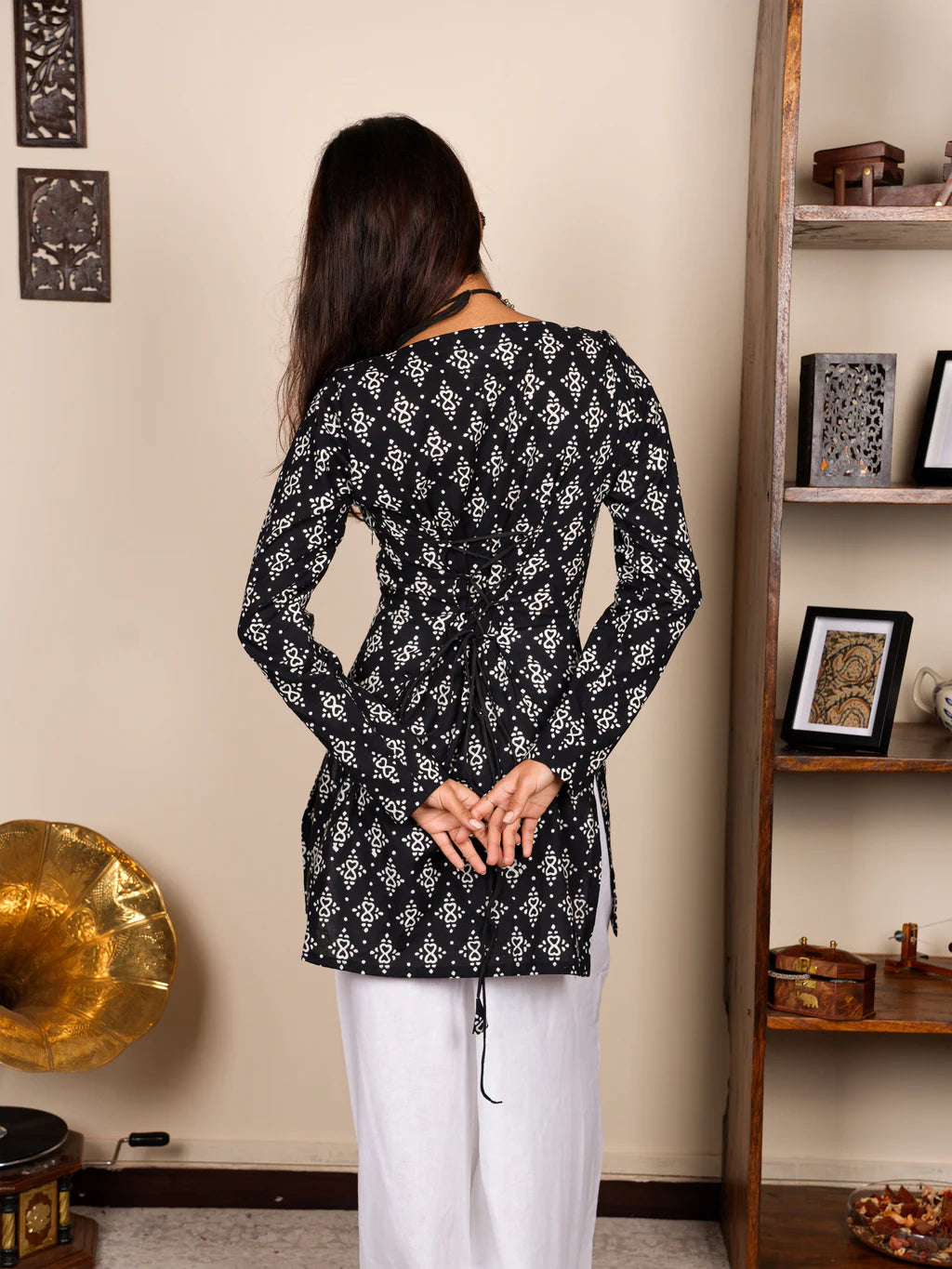 Fashionistaa ladies kurti