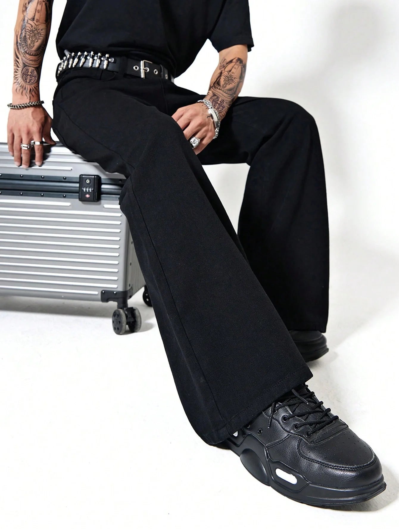 Fashionistaa Loose Fit Men  Black  Jeans